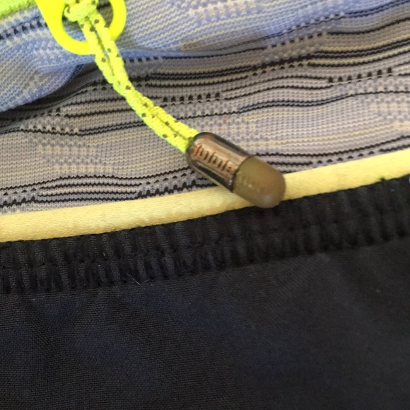 Lululemon Athletica Navy/Space Dye Twist Running Shorts - Picture 5 of 10